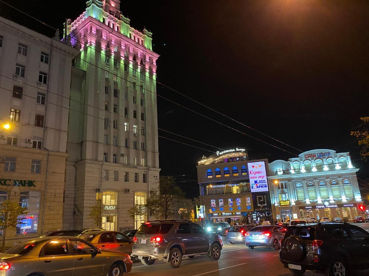 Panorama Luxury Apartment In The House With A Spire, A Historical Building In The City Centre Carcóvia Exterior foto