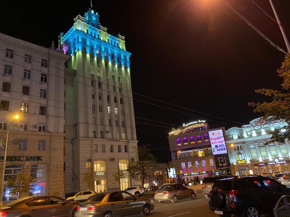 Panorama Luxury Apartment In The House With A Spire, A Historical Building In The City Centre Carcóvia Exterior foto