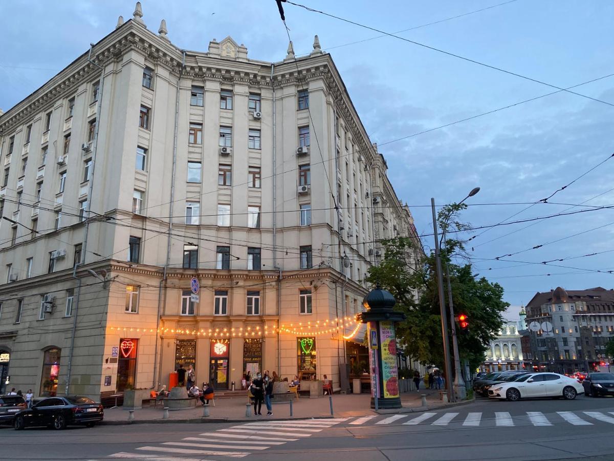 Panorama Luxury Apartment In The House With A Spire, A Historical Building In The City Centre Carcóvia Exterior foto